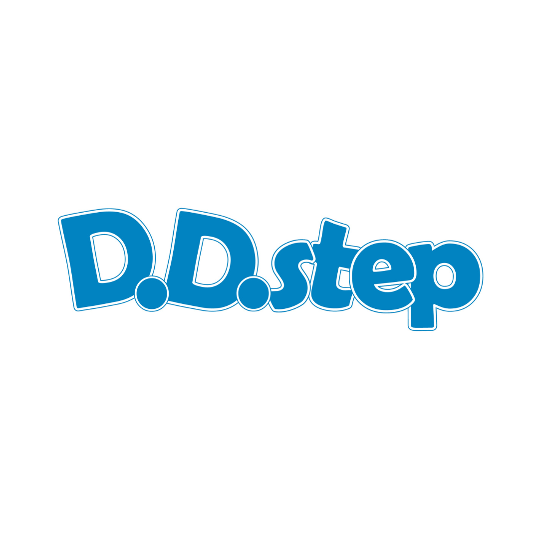 D d Step Logo