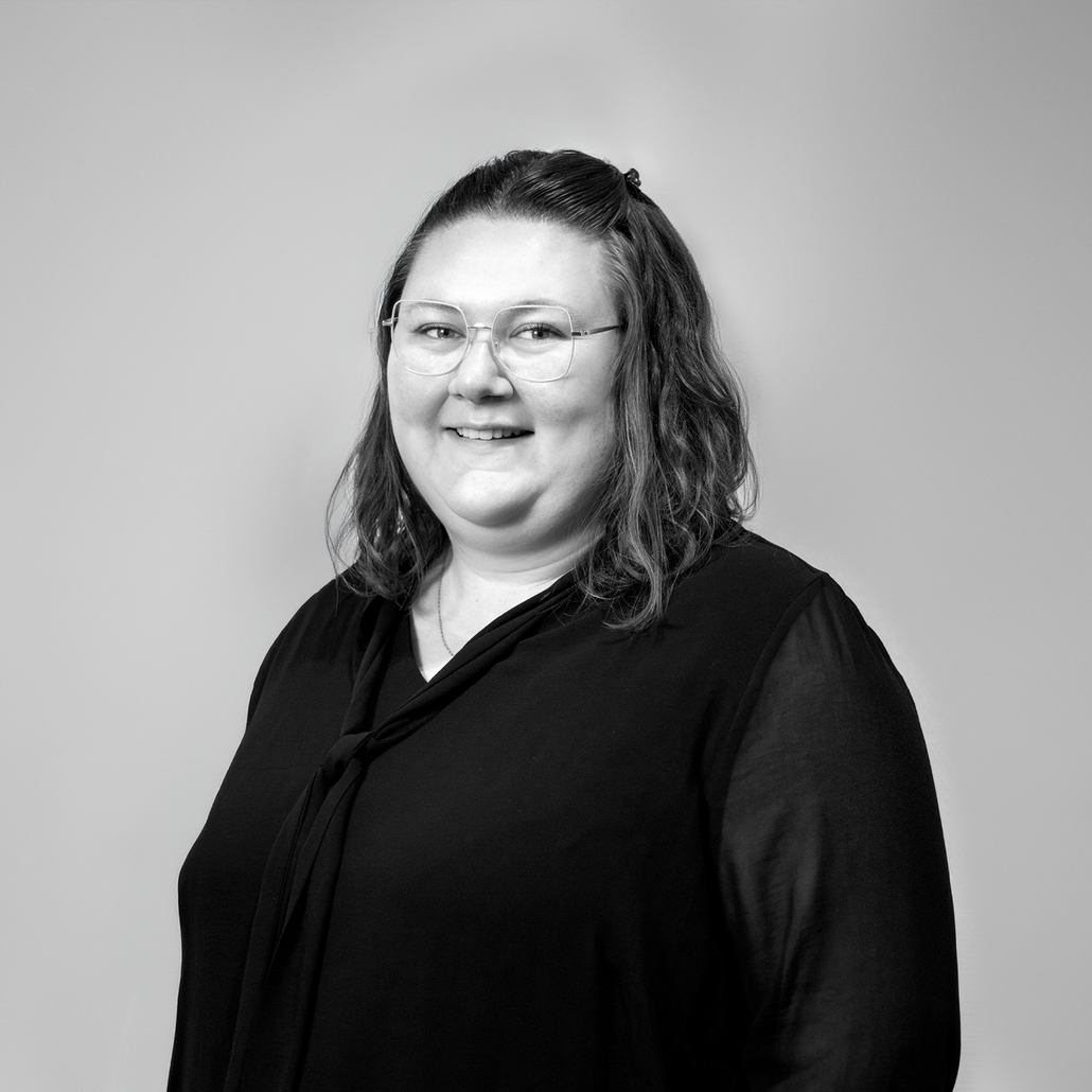 Portrait Pauline Ott, Finanzen & Verwaltung Pauline Ott, Finanzen & Verwaltung