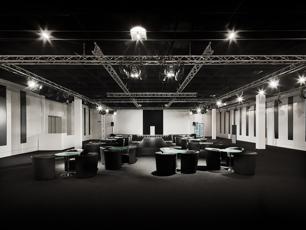 MESSE-OF_Event-Center_156__f-web